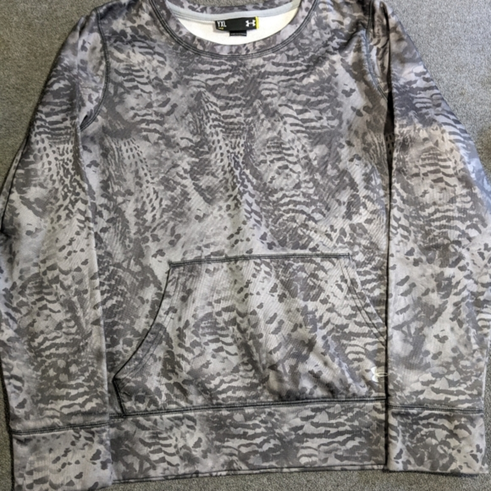Girls Under Armour YXL pullover‎ sweatshirt gray thumb hole sleeve